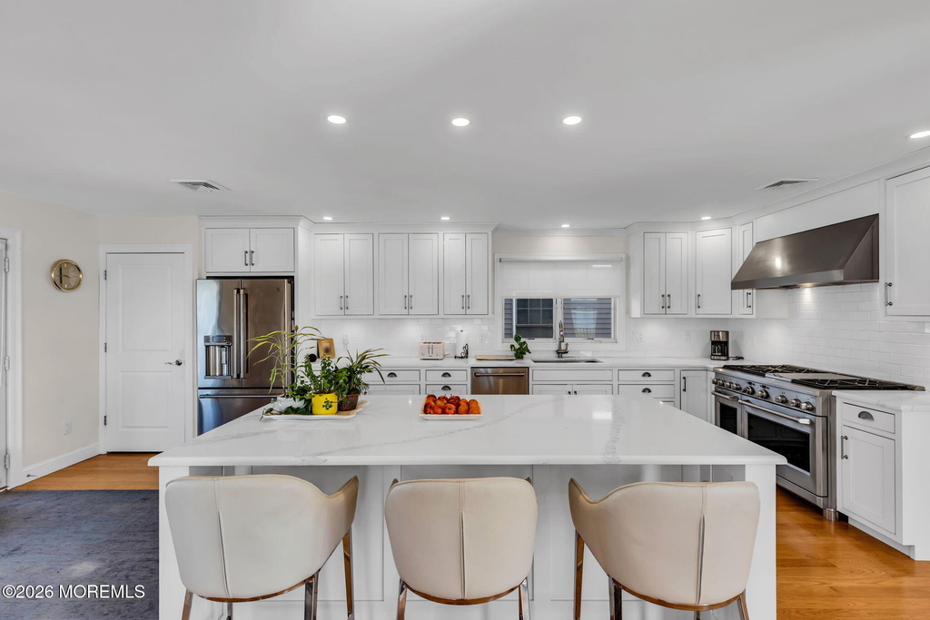 550 Whiting Avenue - Photo 24
