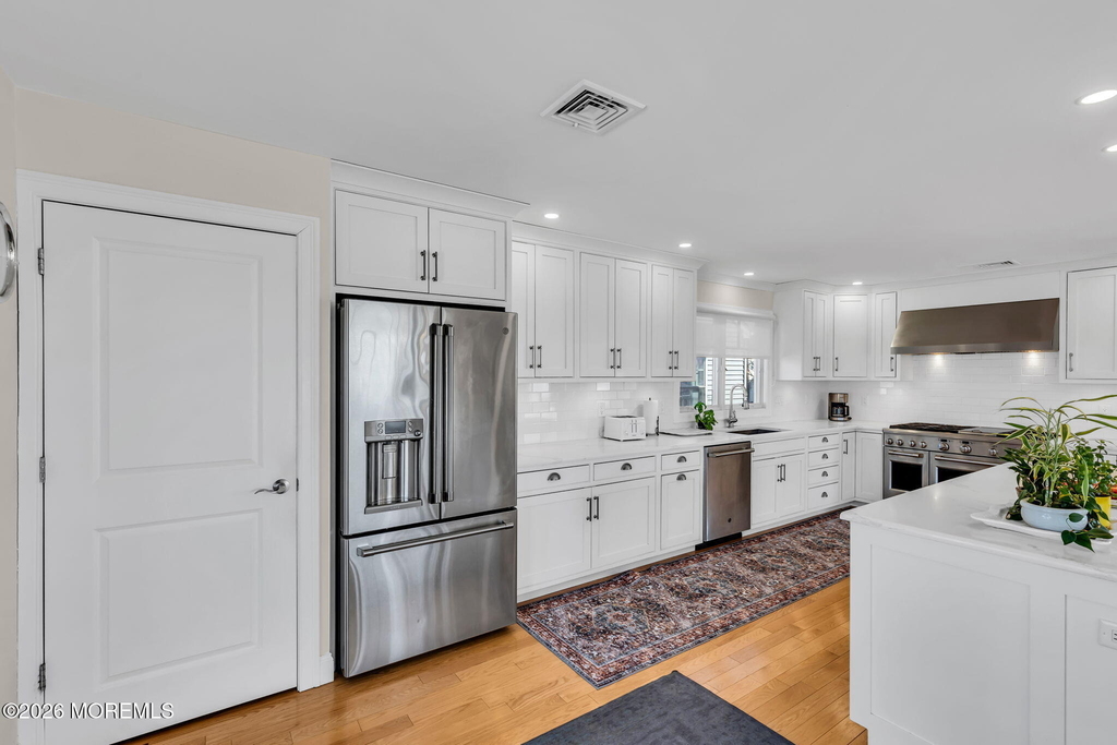 550 Whiting Avenue - Photo 30
