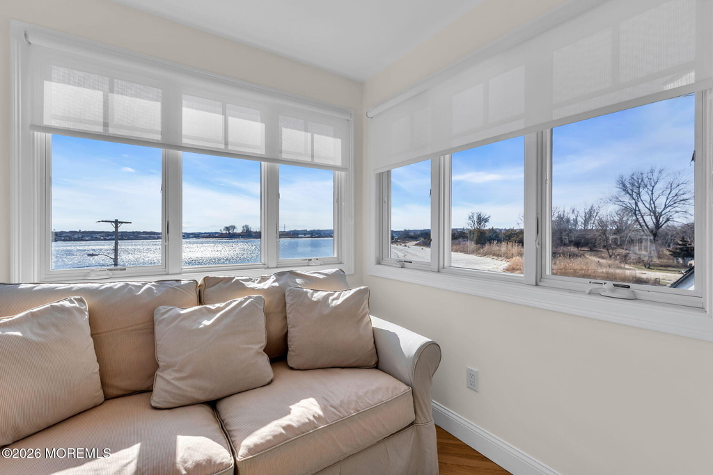 550 Whiting Avenue - Photo 53