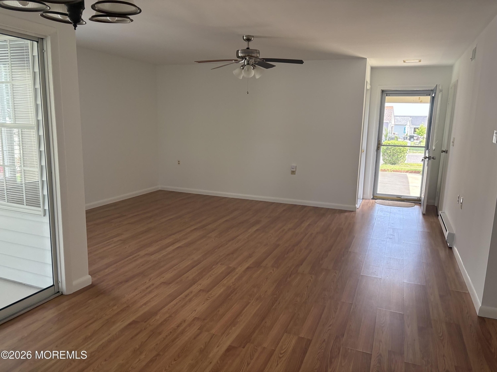 21 Newbury Row - Photo 9