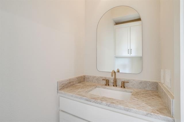 300 Foch Street - Photo 15