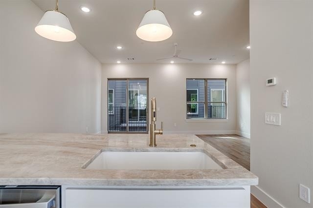 300 Foch Street - Photo 7