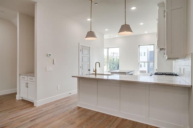 300 Foch Street - Photo 9