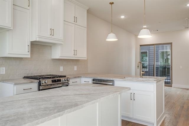 300 Foch Street - Photo 3