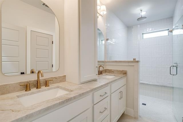 300 Foch Street - Photo 18