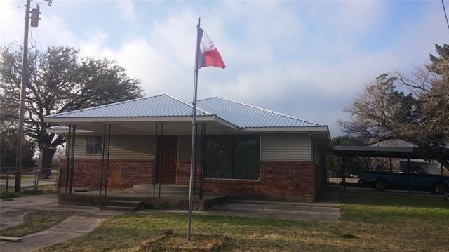 104 County Road 1296 - Photo 1