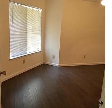 9815 Walnut Street - Photo 3