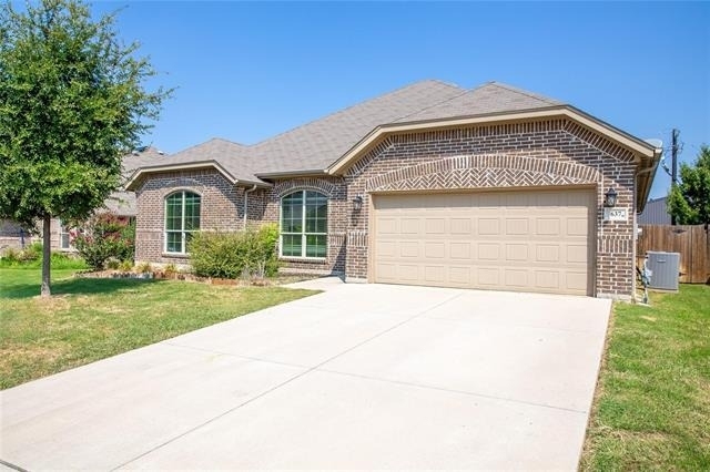 637 Peach Lane - Photo 0
