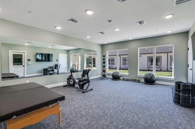 820 W Mcleroy Boulevard - Photo 8