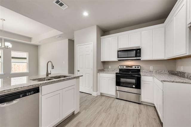 3012 Silver Street - Photo 3