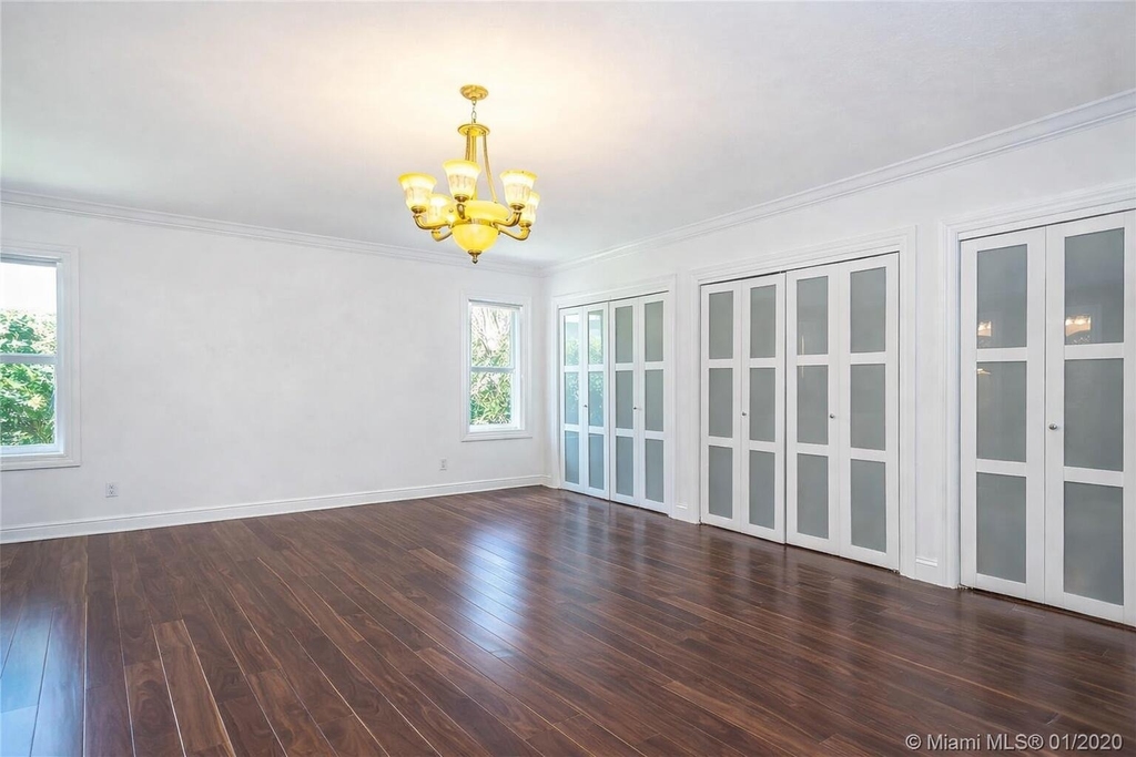5701 Sw 136th Street - Photo 3