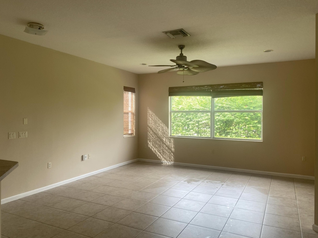 906 Mariner Bay Boulevard - Photo 3