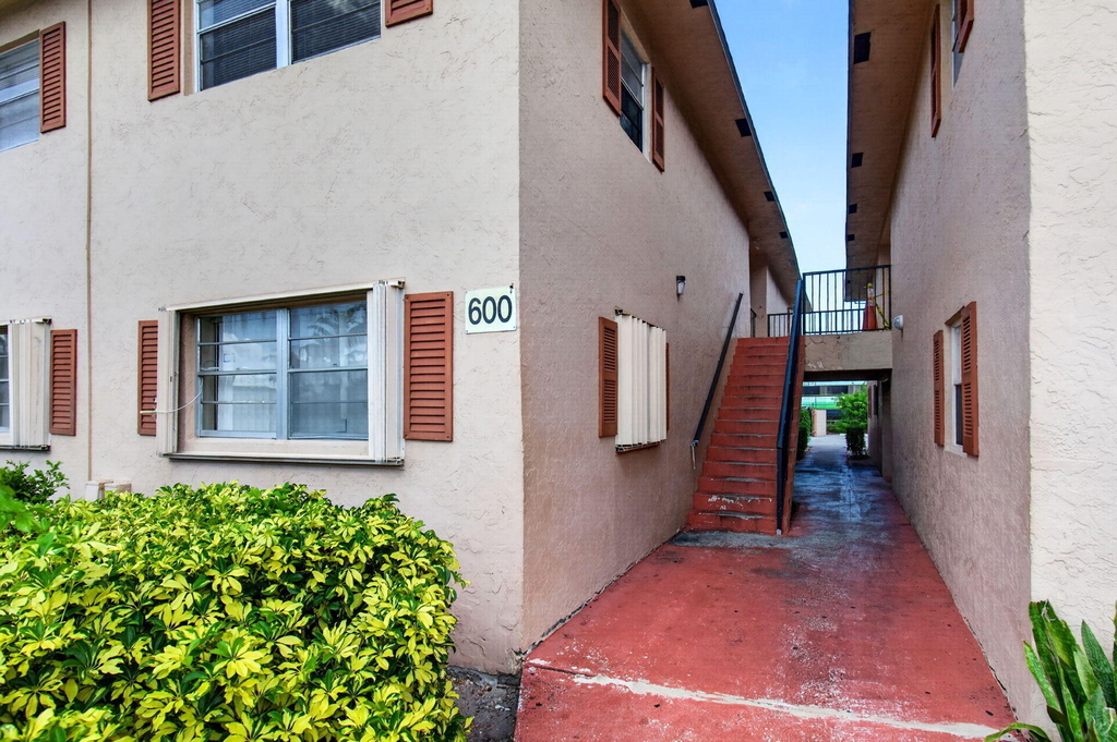600 Sw 2nd Avenue - Photo 52