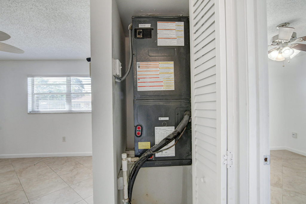 600 Sw 2nd Avenue - Photo 1
