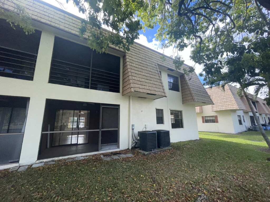 4185 Oak Terrace Drive - Photo 15