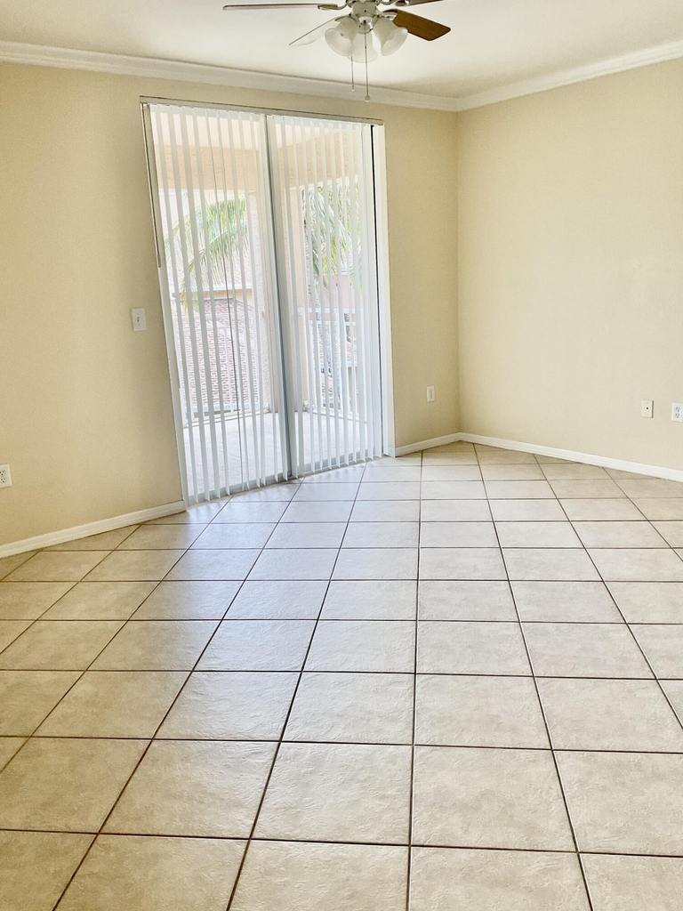 6418 Emerald Dunes  W/garage - Photo 6