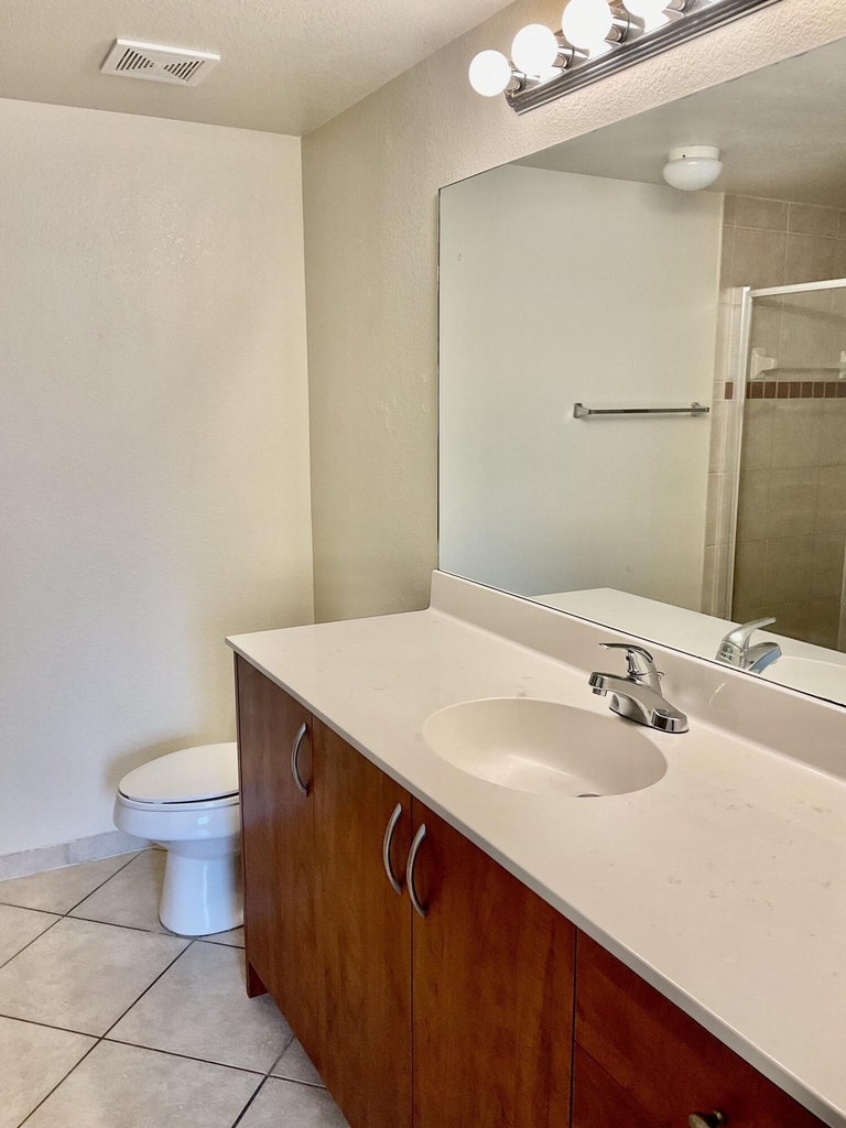 6418 Emerald Dunes  W/garage - Photo 12