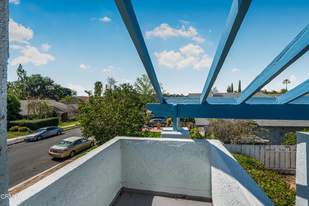 327 Bethany Street - Photo 37