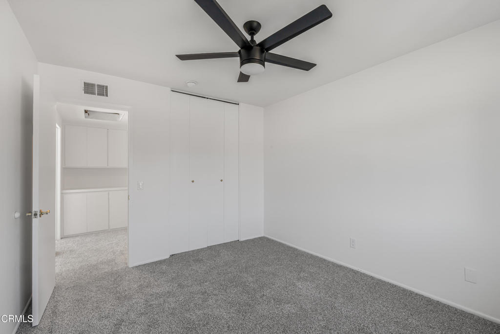327 Bethany Street - Photo 36
