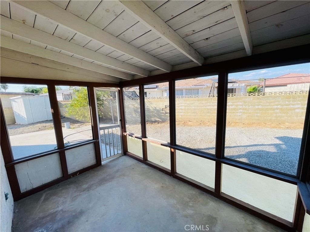 678 Monterey Place - Photo 22