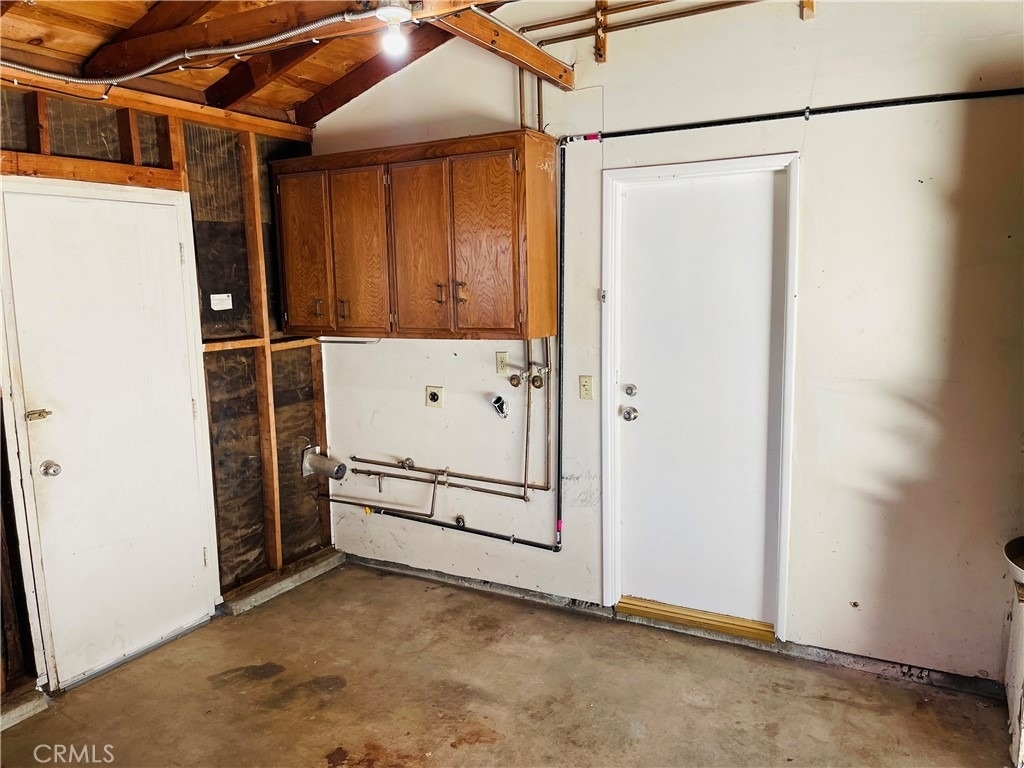 678 Monterey Place - Photo 26