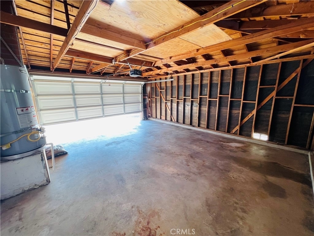 678 Monterey Place - Photo 23