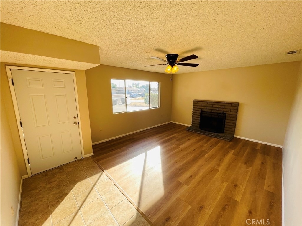 678 Monterey Place - Photo 4