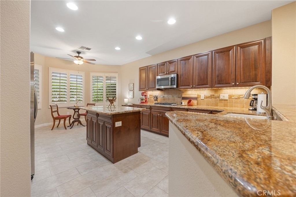78688 Sunrise Canyon Avenue - Photo 17