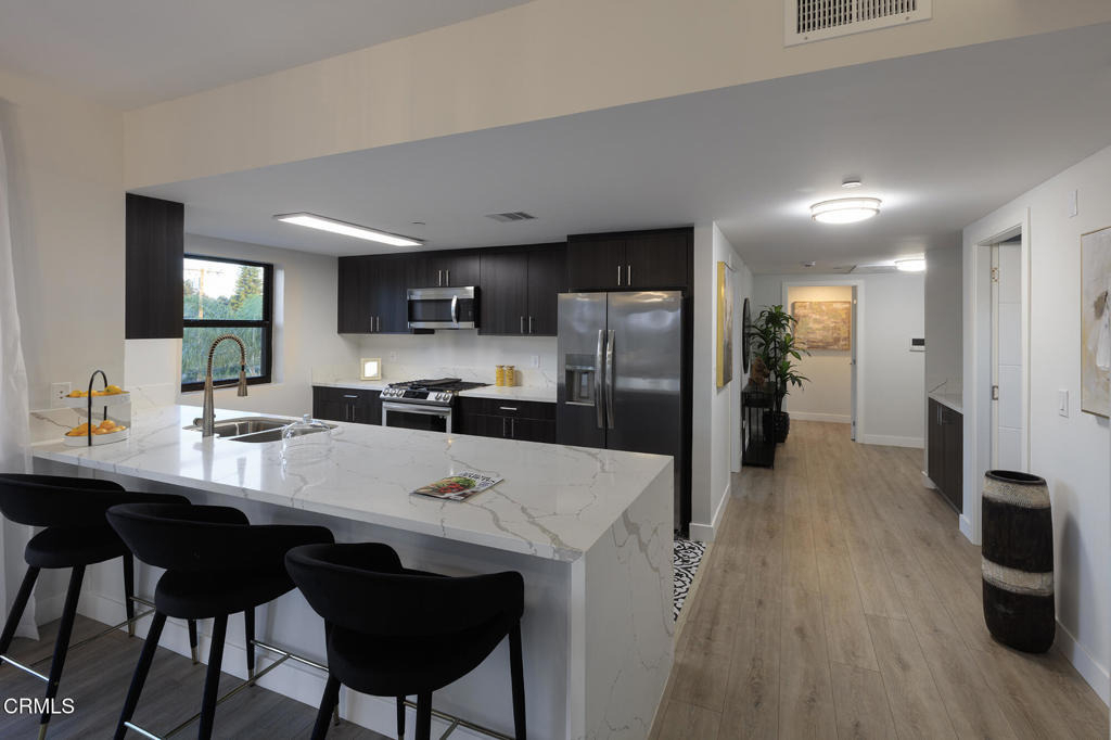 1300 W Mission Boulevard - Photo 17