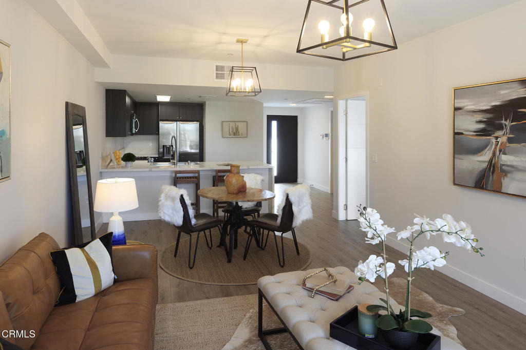 1300 W Mission Boulevard - Photo 8