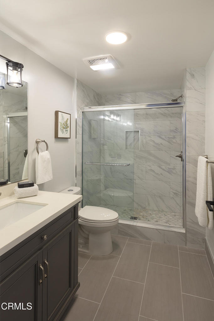 1300 W Mission Boulevard - Photo 4