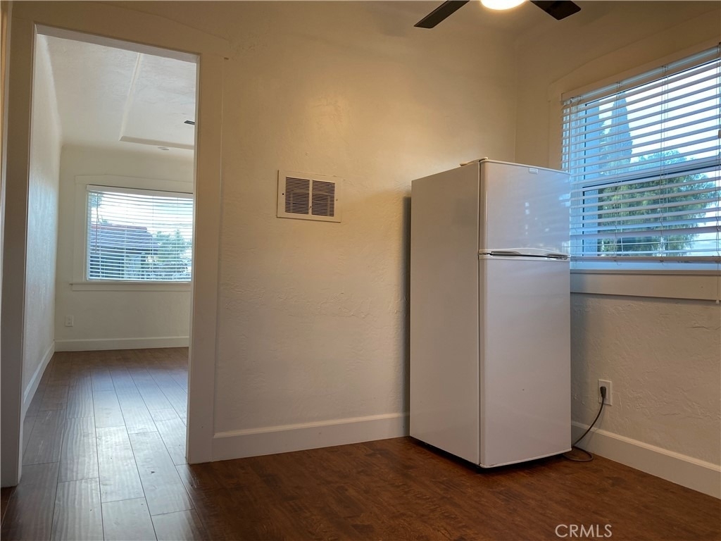 1408 Argonne Avenue - Photo 2