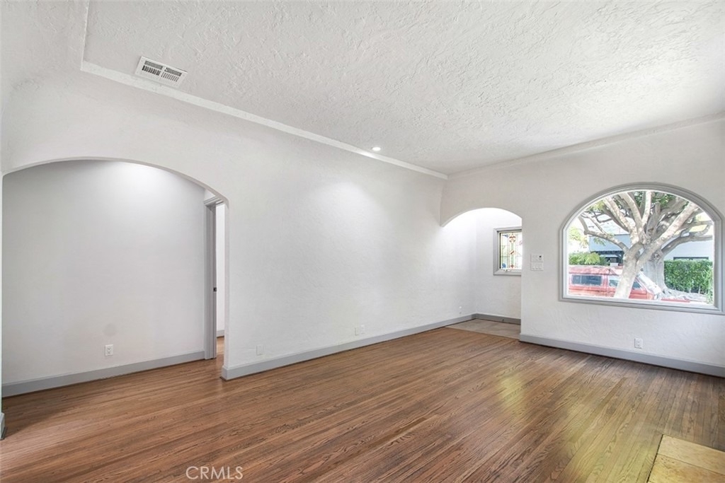 8848 Ashcroft - Photo 10