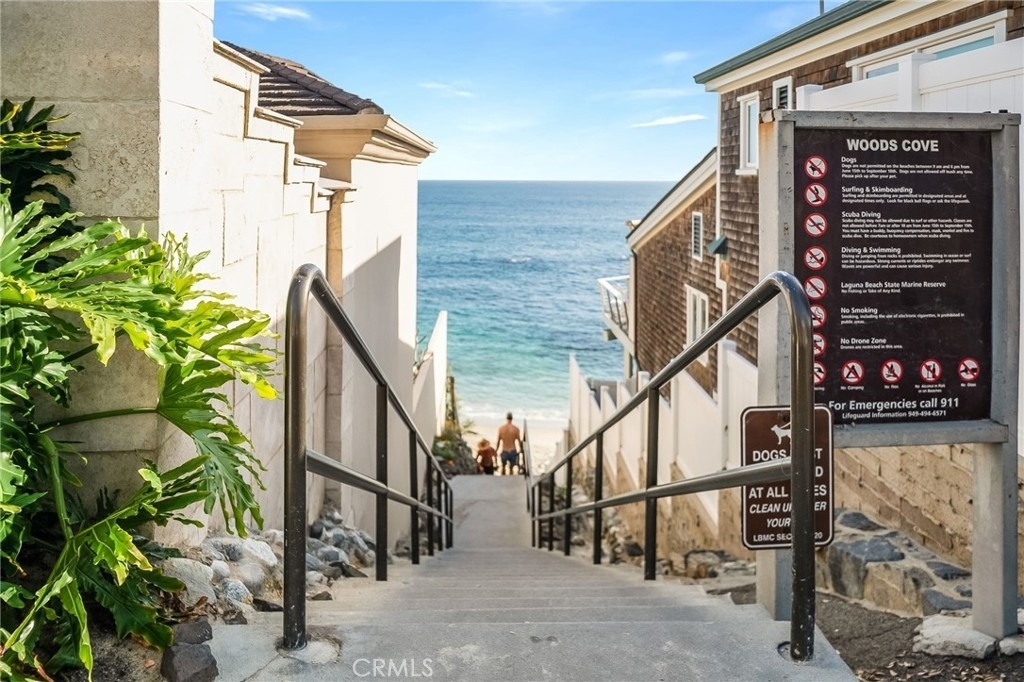 1920 Ocean Way - Photo 2