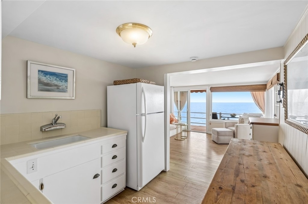 1139 Gaviota Drive - Photo 3