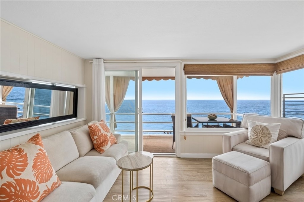 1139 Gaviota Drive - Photo 2