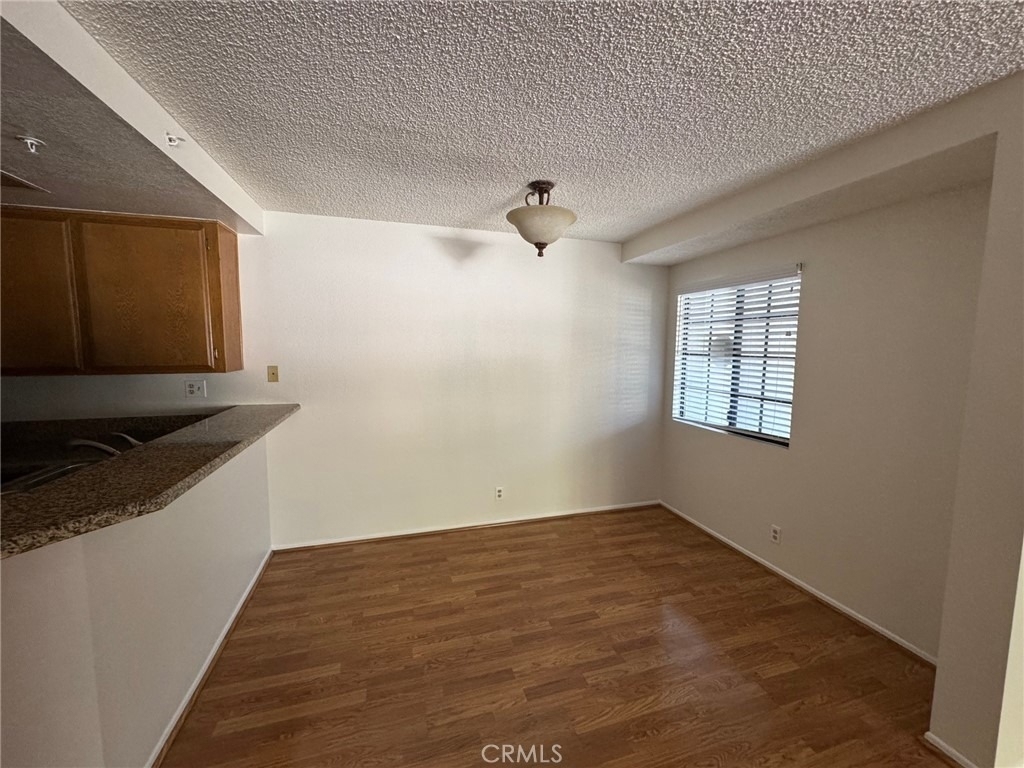 1784 Shady Oaks Court - Photo 4