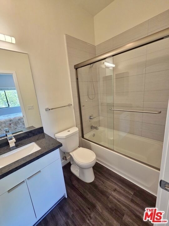 2651 S Hobart Boulevard - Photo 11