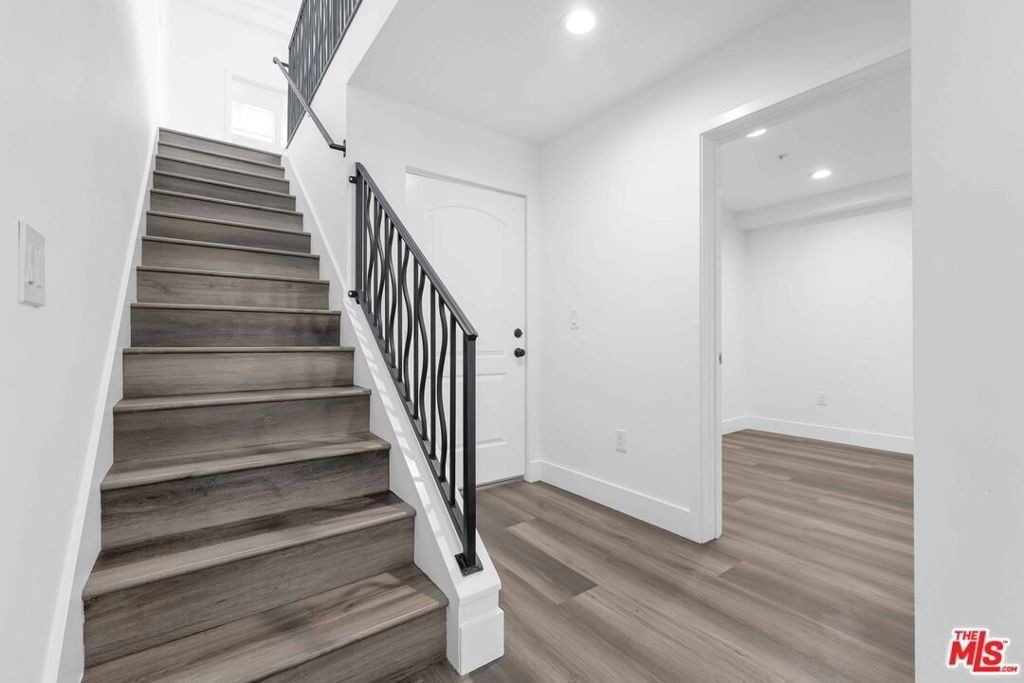 6006 Klump Avenue - Photo 11