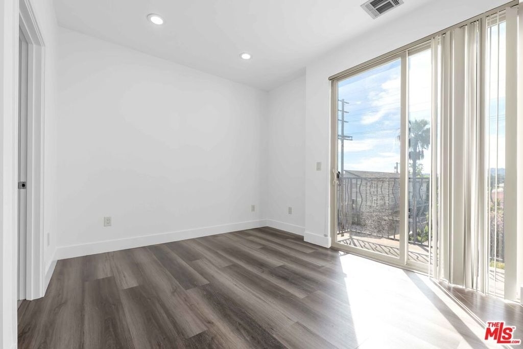 6006 Klump Avenue - Photo 17