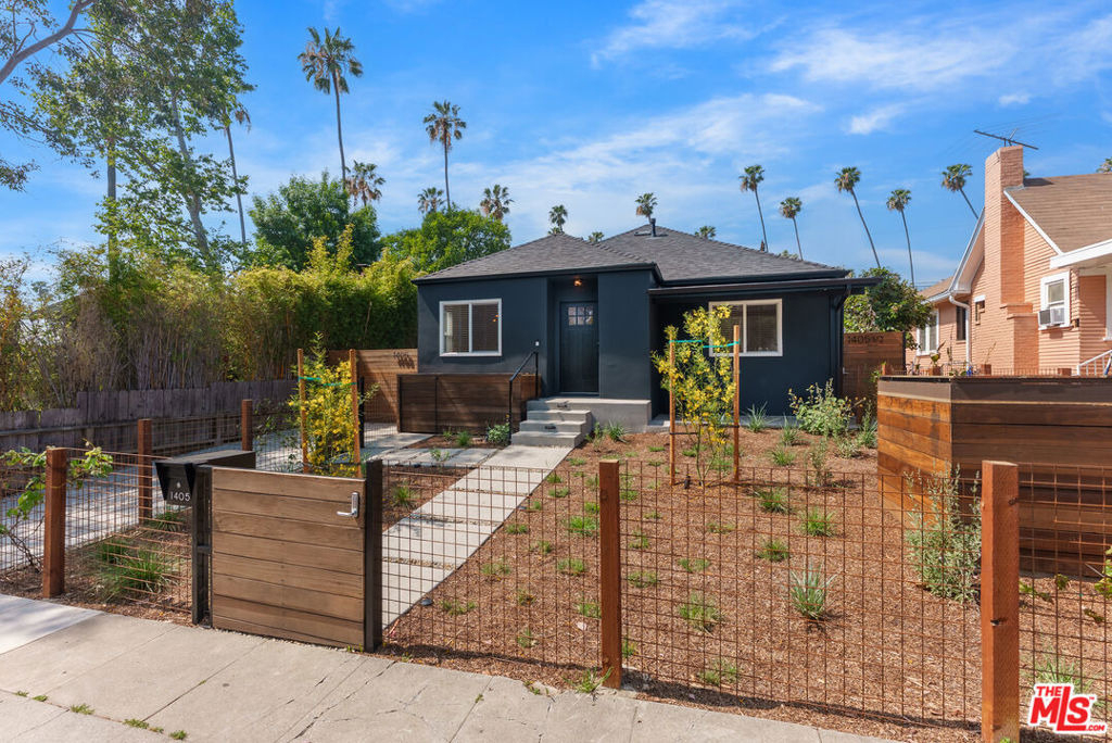 1405 N Coronado Street - Photo 1
