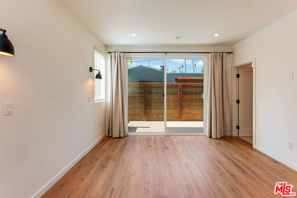 1405 N Coronado Street - Photo 12