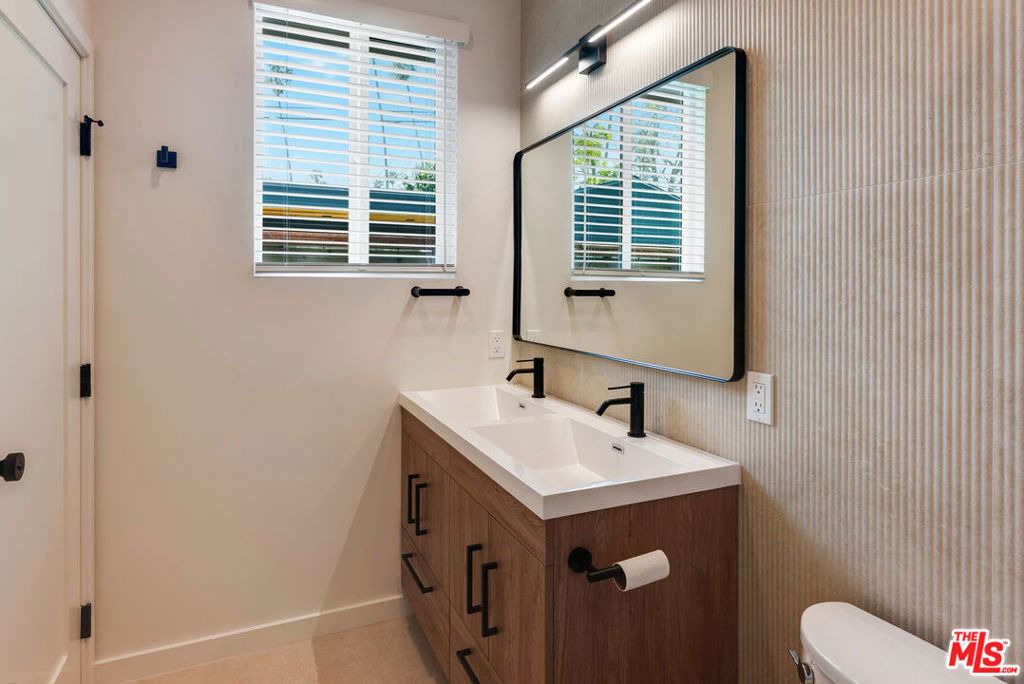 1405 N Coronado Street - Photo 19