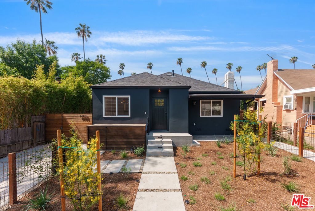 1405 N Coronado Street - Photo 0