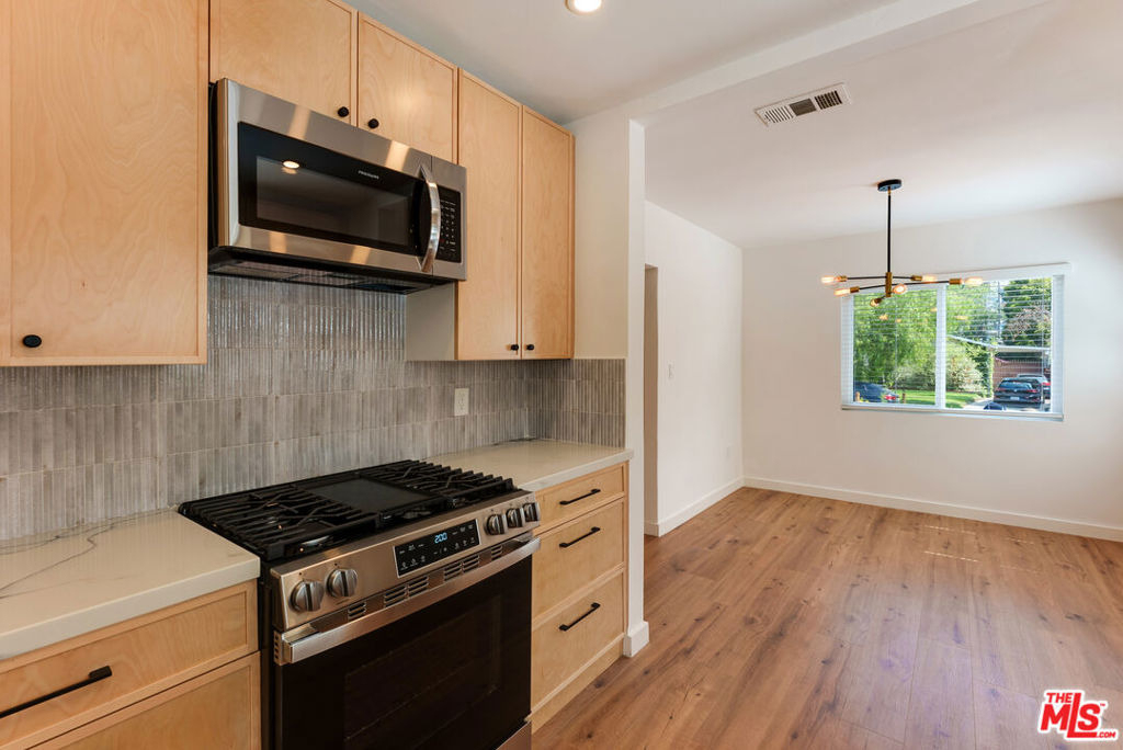 1405 N Coronado Street - Photo 7