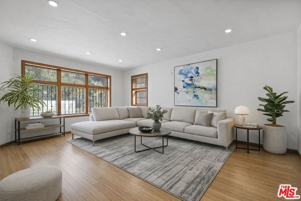 865 Warner Avenue - Photo 23