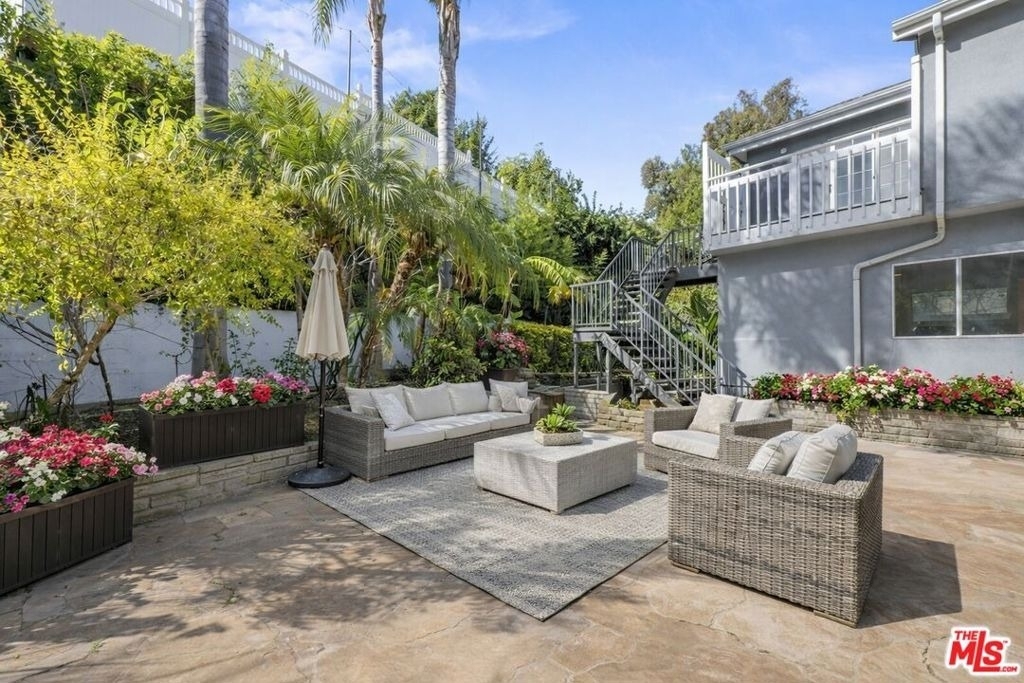 865 Warner Avenue - Photo 14