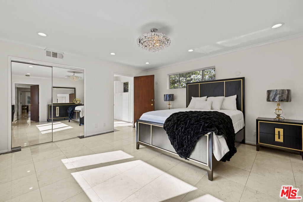 865 Warner Avenue - Photo 16