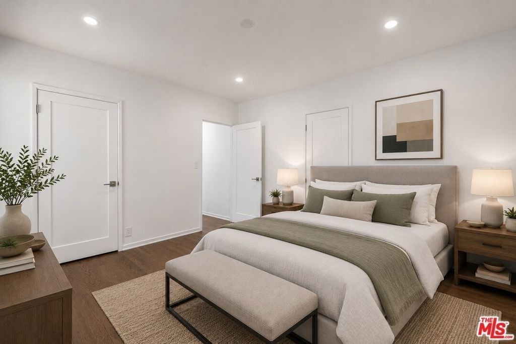 1091 Palm Terrace - Photo 18
