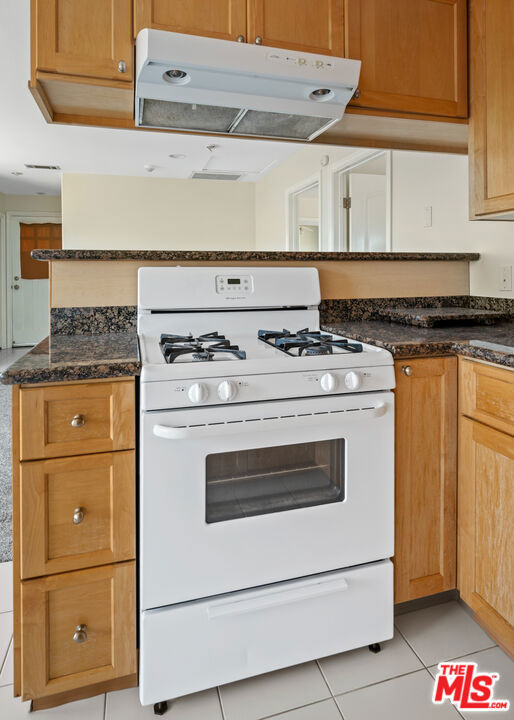 1565 W 218th Street - Photo 5